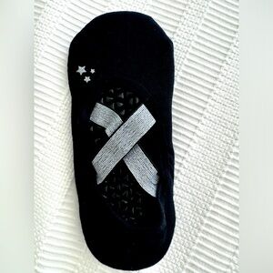 Pair Tavi barre Pilates ballet grippy grip socks. Black  with silver bands. New